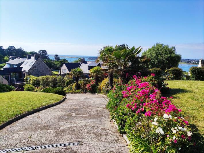 Gîte pour 4 personnes, avec jardin à Trébeurden - 3