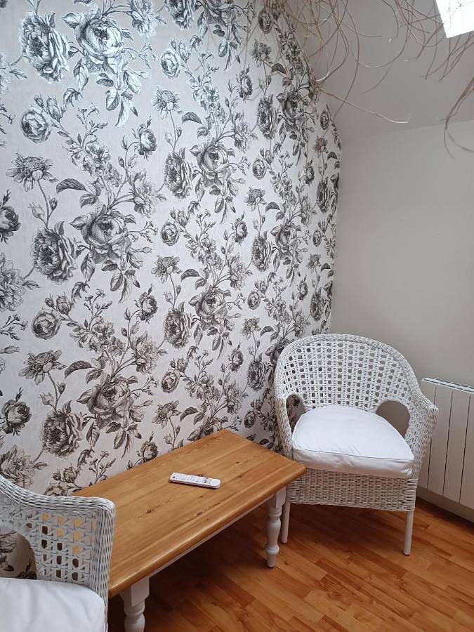 Location de vacances pour 2 personnes, avec terrasse et jacuzzi à Néant-sur-Yvel - 4