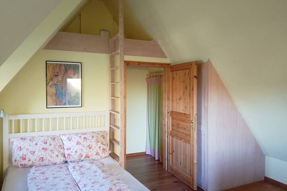 Ganze Wohnung, Haus bei der Kirche Nordwohnung in Oland, Langeneß