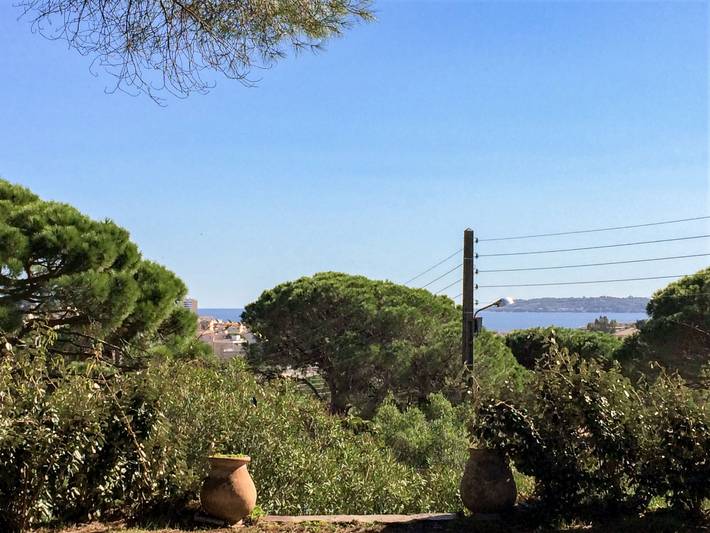 Location de vacances pour 8 personnes, avec jardin et terrasse à Sainte-Maxime - 2