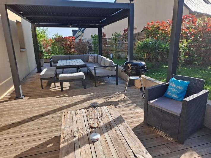 Location de vacances pour 8 personnes, avec terrasse et jardin à Saint-Père-Marc-en-Poulet - 2