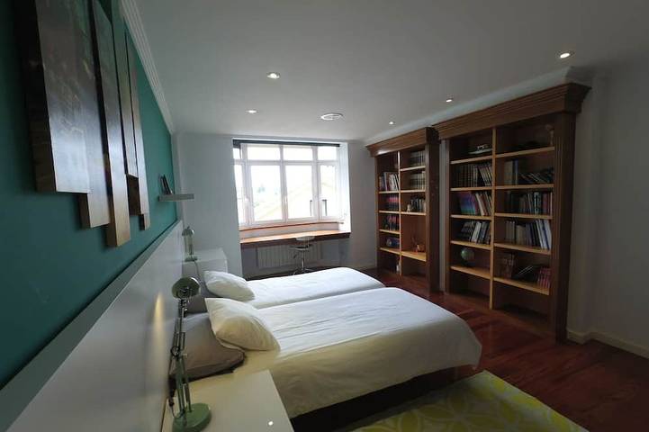 Location de vacances pour 12 personnes, avec jardin et jacuzzi à Saint-Jacques-de-Compostelle - 4