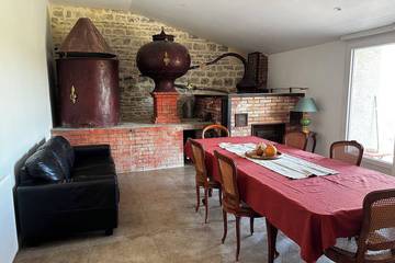 Location de vacances pour 10 personnes à Cherves-Richemont