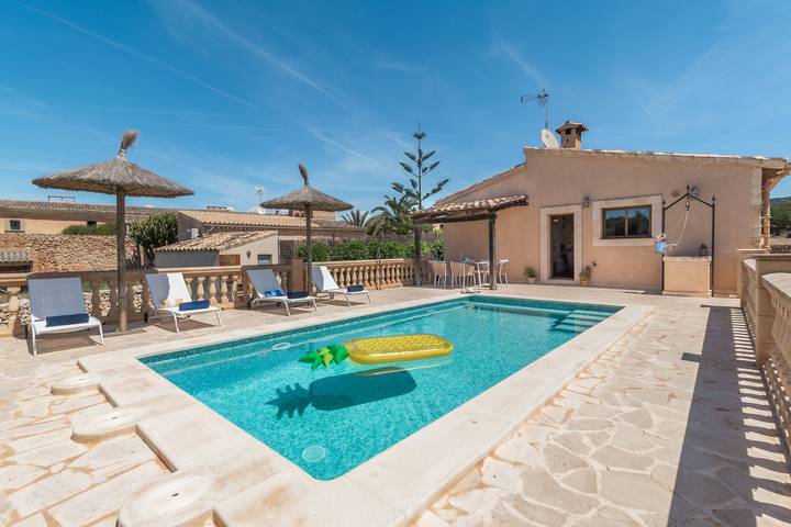 Finca für 4 Personen, mit Terrasse und Garten in Santanyí