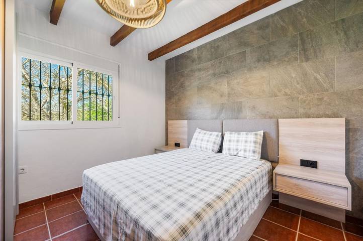 Country House 'Al Lado Del Río' with Private Pool, Wi-Fi, and Air Conditioning in Coín, Cordillera Penibética