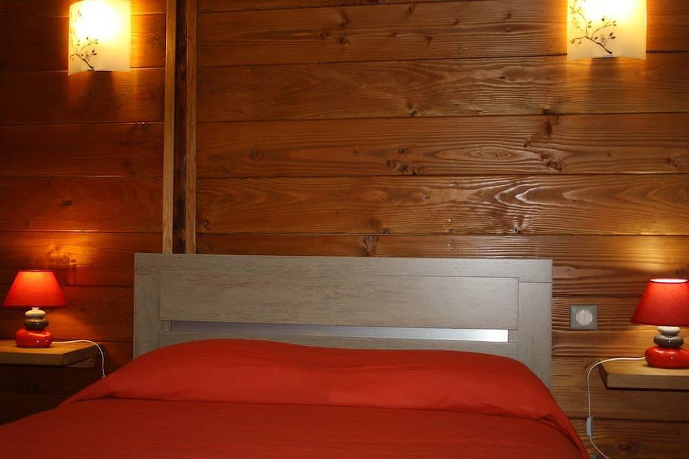 Charmant chalet avec vue, entre Toulouse et Carcassonne in Les Cammazes, Lauragais