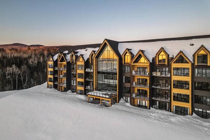 Gîte pour 5 personnes, avec vue sur le lac et terrasse ainsi que piscine et vue dans Baie-Saint-Paul - 4