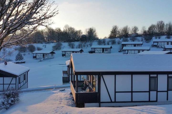Bungalow für 6 Personen, mit Balkon an der Rhön