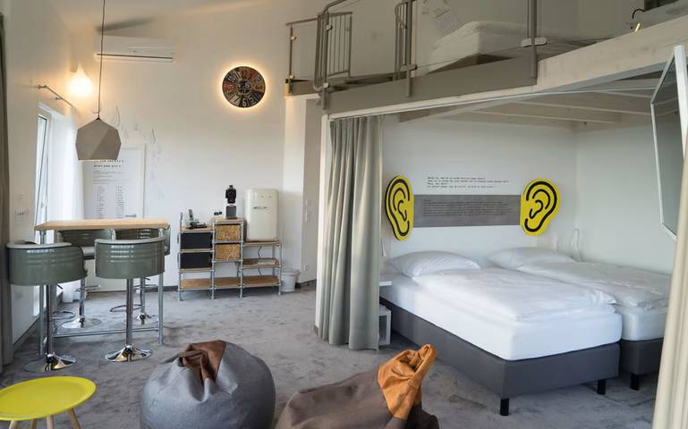 Hotel für 6 Personen, mit Balkon und Sauna, kinderfreundlich in Bonn und Umgebung - 3