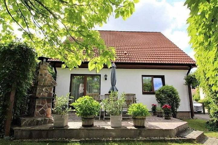 Ferienhaus für 7 Personen, mit Garten - 1