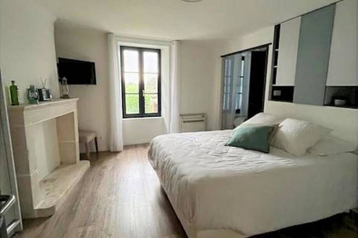 Location de vacances pour 10 personnes, avec balcon à Arçais - 4