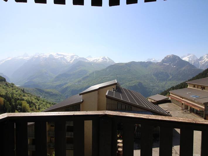 Ganze Wohnung, Studio-Kabine für 4, direkt an der Piste, Auris en Oisans in Auris, Nationalpark Écrins