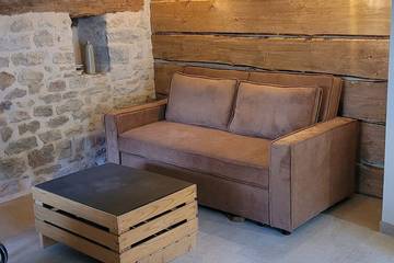 Gîte pour 4 personnes, avec terrasse dans Val-Revermont
