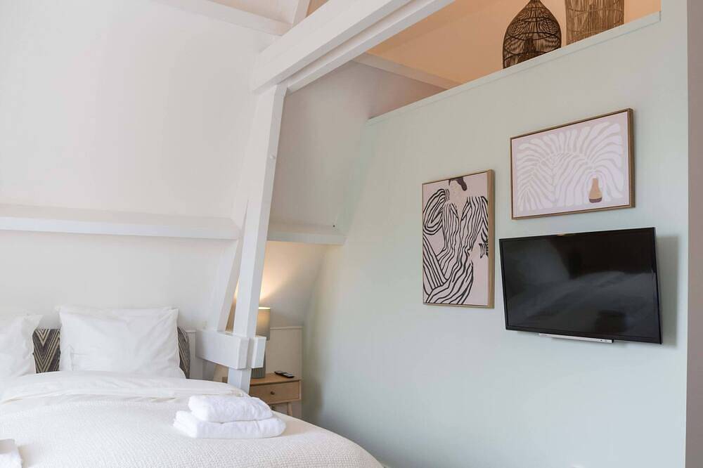 Six Boutique Hotel - Luxury Quadruple Room in Haarlem, Niederländische Nordsee