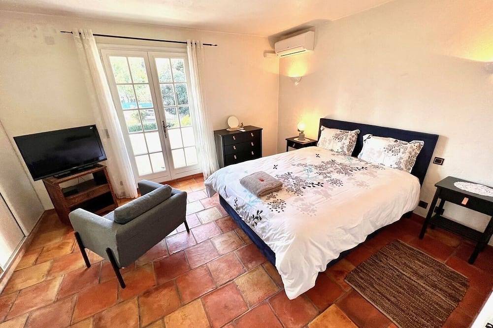 6 bedroom Villa Sunshine for up to 14 people - Côte d'Azur in Pégomas, Cannes und Umgebung