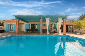 Villa für 6 Personen, mit Garten, mit Haustier in Dalmatien