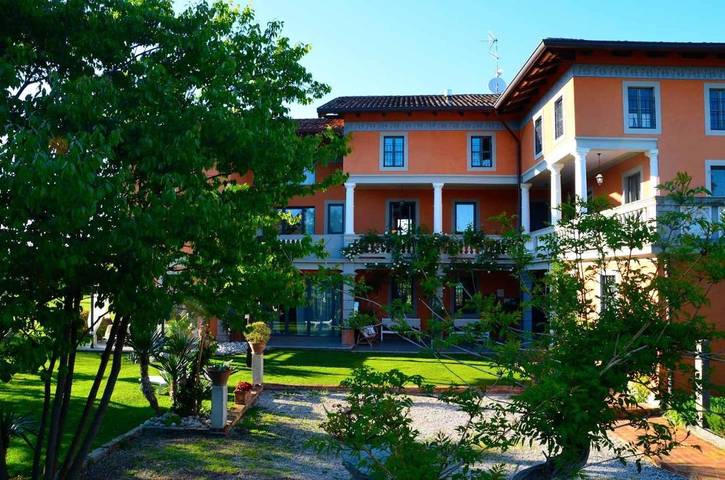 Chambre d’hôte pour 2 personnes, avec Terrasse et Jardin à Povoletto