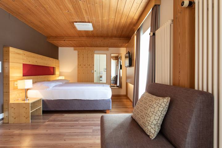 Meisser Lodge - kleines Doppelzimmer zur Einzelbelegung in Guarda Staziun, Guarda