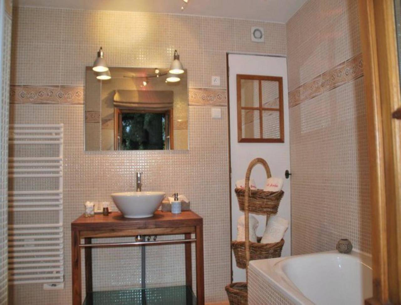 Chambres d'hôtes La Petite Flambée in Le Tronquay, Région de Les Andelys