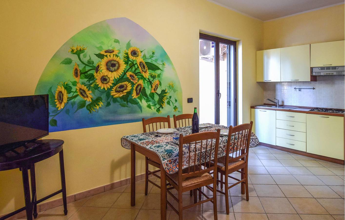 Ganze Ferienwohnung, Gemütliches Apartment mit Pool & WiFi, Nähe Strand & Restaurants in San Nicolò (Vibo Valentia), Vibo Valentia Provinz