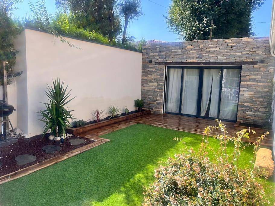 Three-Bedroom House in Poulx, Nimes und Umgebung