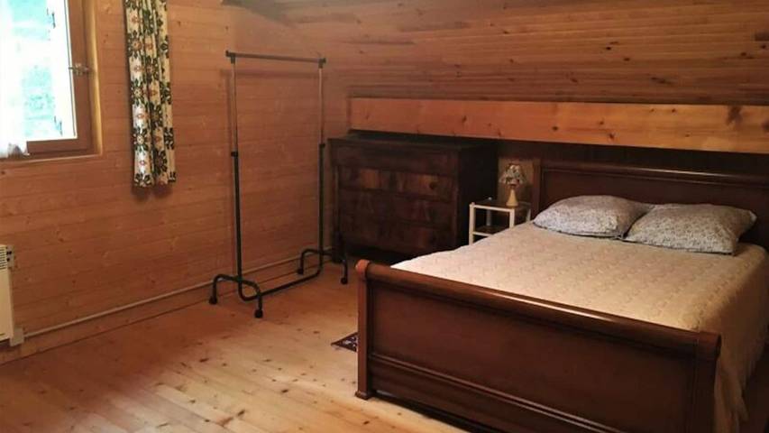 Chalet pour 9 personnes, avec jardin à Albiez-Montrond - 3