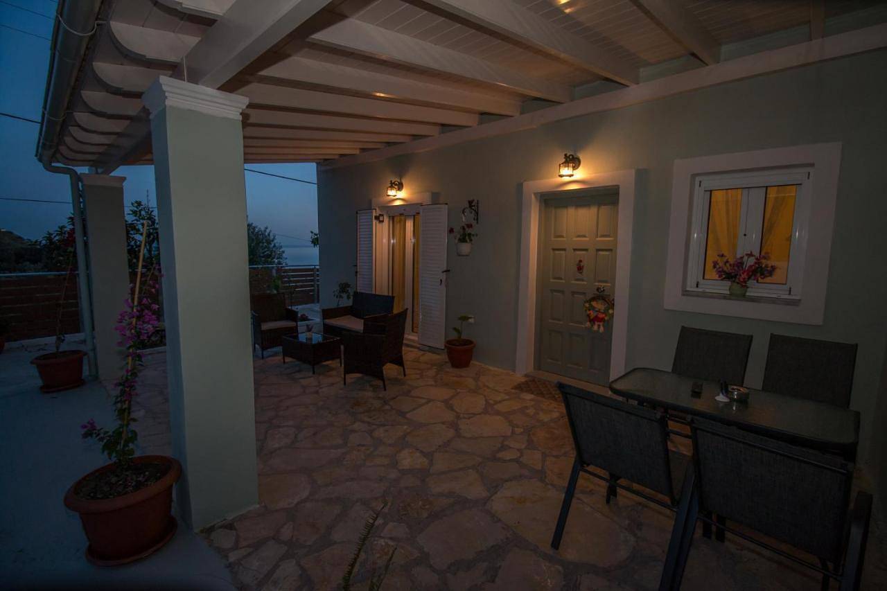 Monopoli home in Πέλεκα, Κέρκυρα