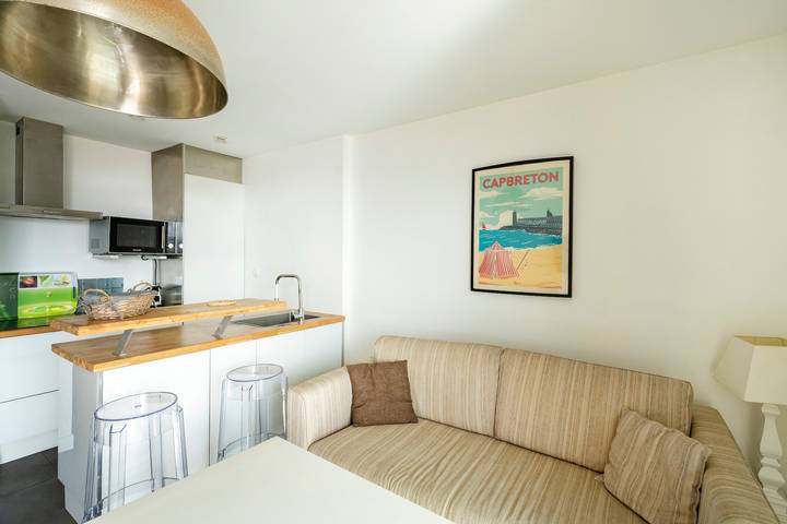 Entire studio, Grand Large Studio Apartment – Ocean View, Perfect for a Getaway in Capbreton in Capbreton, Côte d’Argent