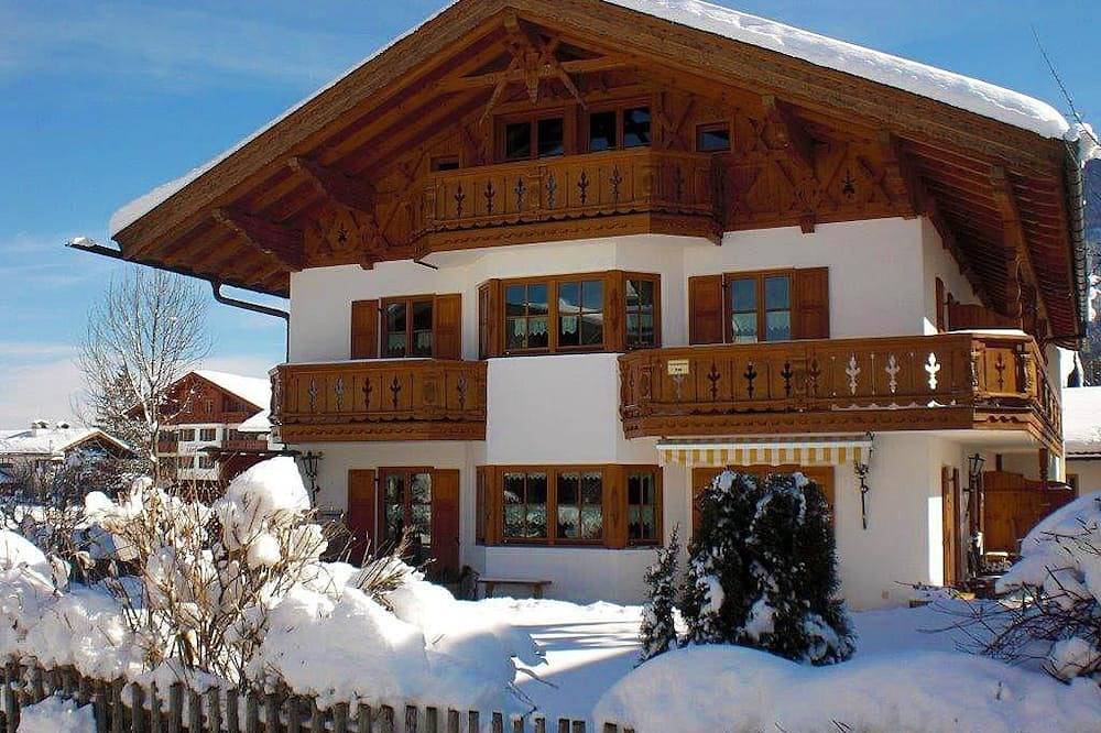 Ganze Wohnung, \"Nr.3\" Fewo/1 Schlafraum/Dusche, Wc - Kir Royal, Ferienwohnungen in Krün, Bayerische Alpen
