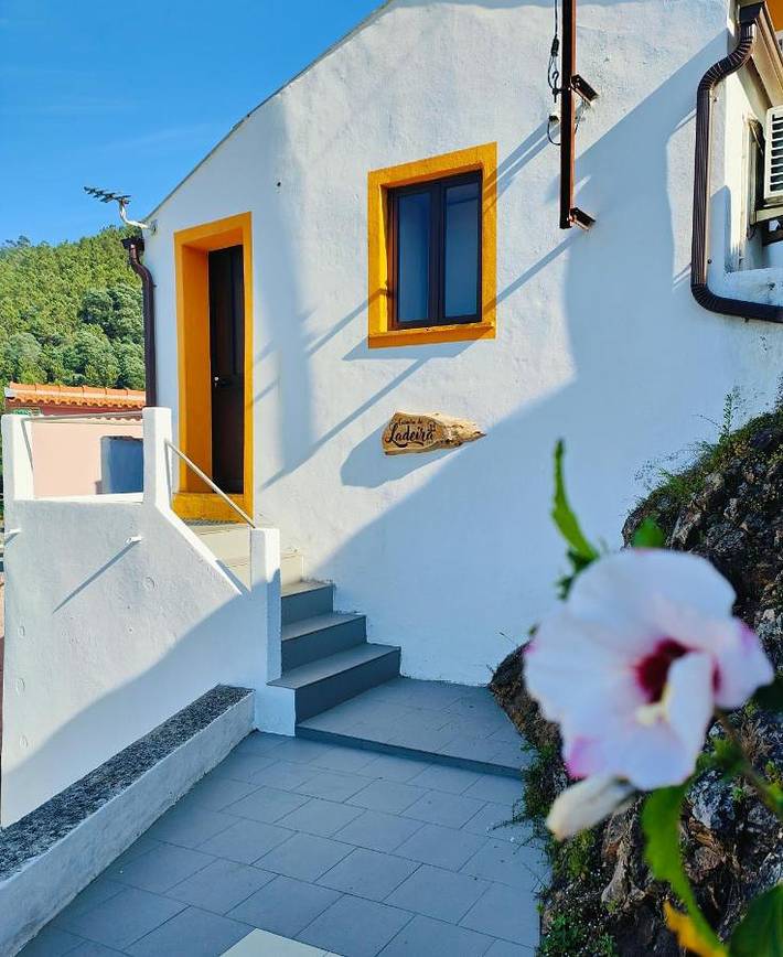 Location de vacances pour 4 personnes, avec Balcon ainsi que Terrasse et Vue à Penacova
