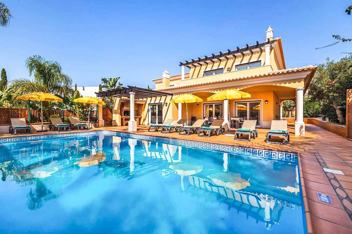 Casa vacanza a Guia a partire da 618€ a notte