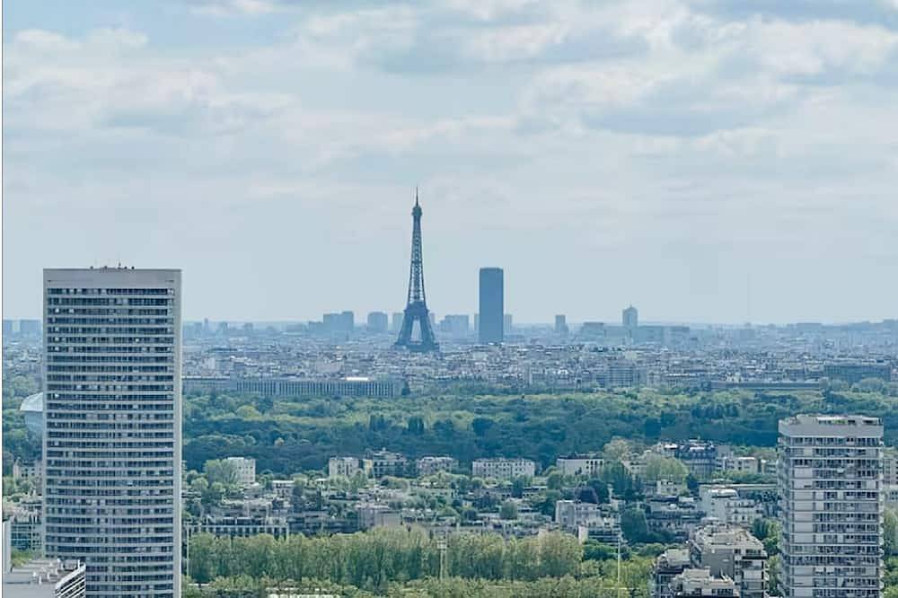 Entire apartment, Appartement Cosy-chic Paris La Défense in Puteaux, Hauts-de-Seine