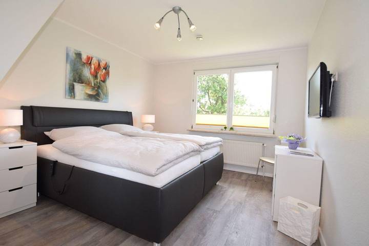 Ferienhaus für 8 Personen, mit Garten in Büsum - 2