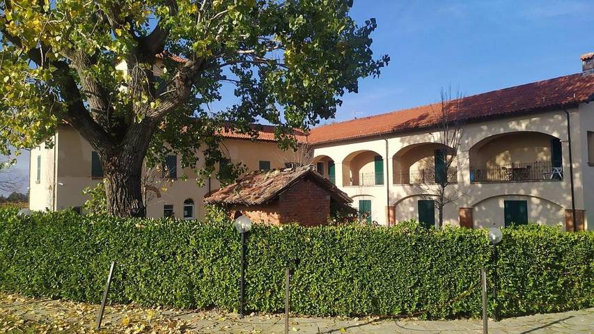 Location de vacances pour 3 personnes, avec jardin ainsi que piscine et terrasse à Novi Ligure - 3