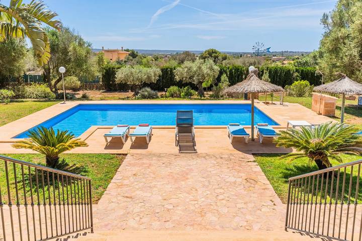 Casa de Férias 'Can Bou' com Vista Mar, Wi-Fi e Ar Condicionado in Ses Salines, Costa de Maiorca