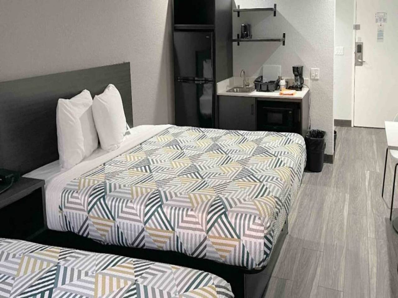 Apartamento entero, 2 camas tamaño queen | Nsmk, Microondas in Little Rock, Arkansas
