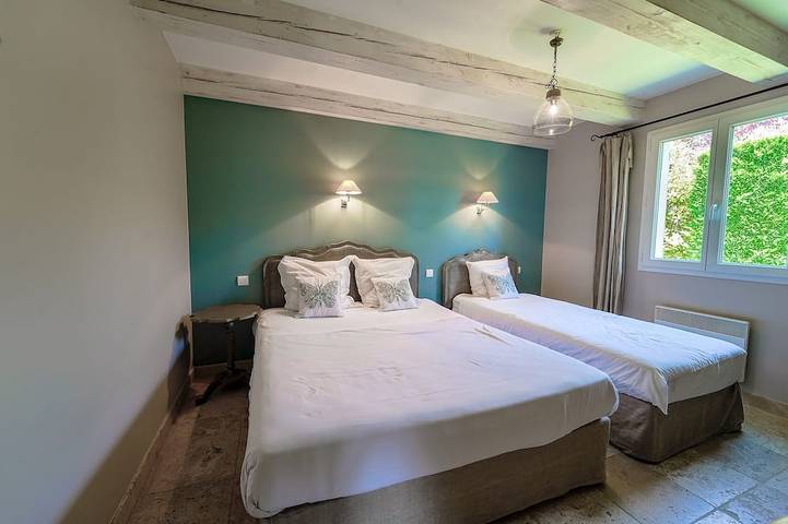 Location de vacances pour 5 personnes, avec terrasse et jardin, animaux acceptés à Forcalquier - 3