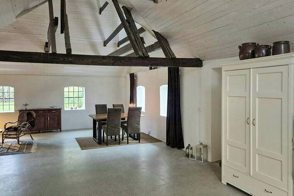 Ganze Wohnung, Umgebauter Stall aus dem 19. Jahrhundert in der Nähe von Helsingborg in Helsingborg, Skane