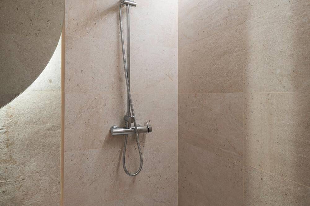 Entire apartment, Apartment 'Ca Gracia 4 Gran Suite' with Air Conditioning in Bocairent, Valencia Province