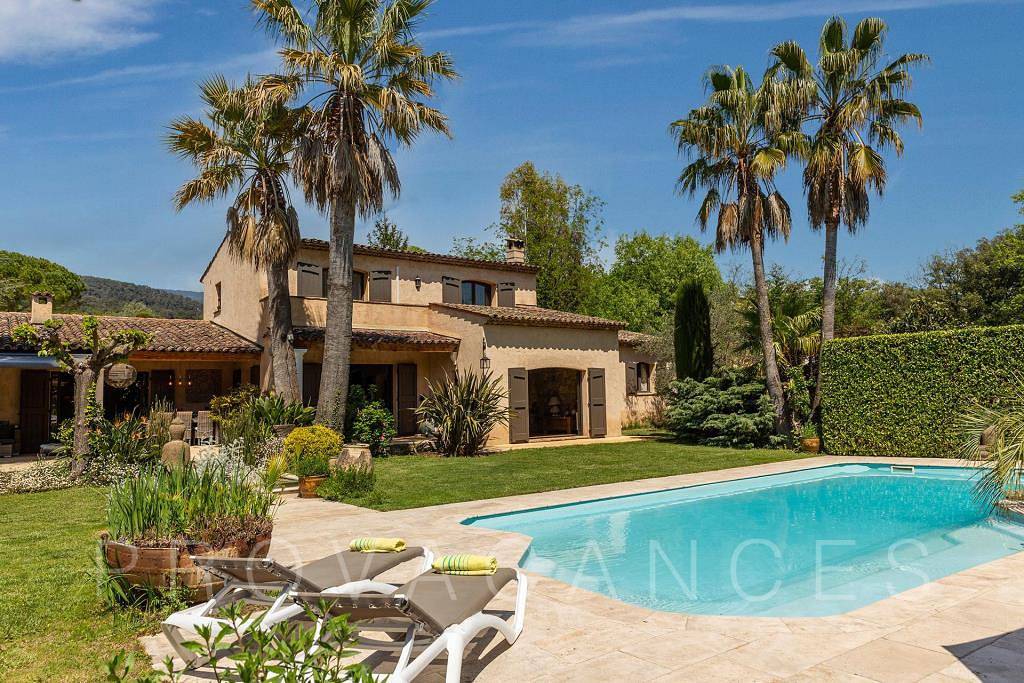 Holiday house with private pool near the perfume town of Grasse in Grasse, Region de Cannes