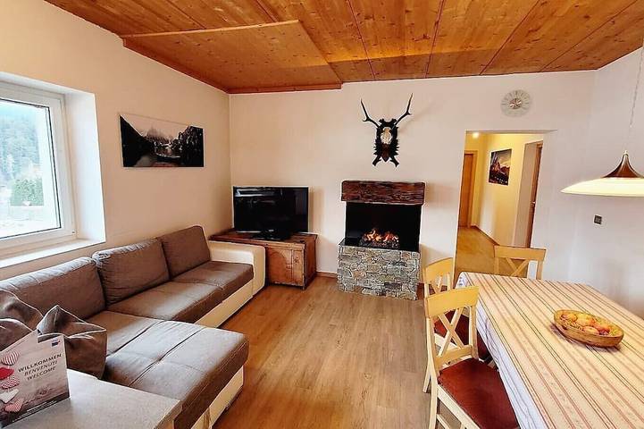 Appartamento per 10 persone, con balcone e giardino, con animali domestici in San Lorenzo di Sebato e dintorni