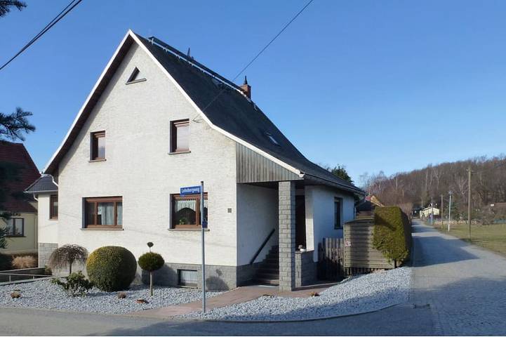 Ferienwohnung für 6 Personen, mit Terrasse und Garten