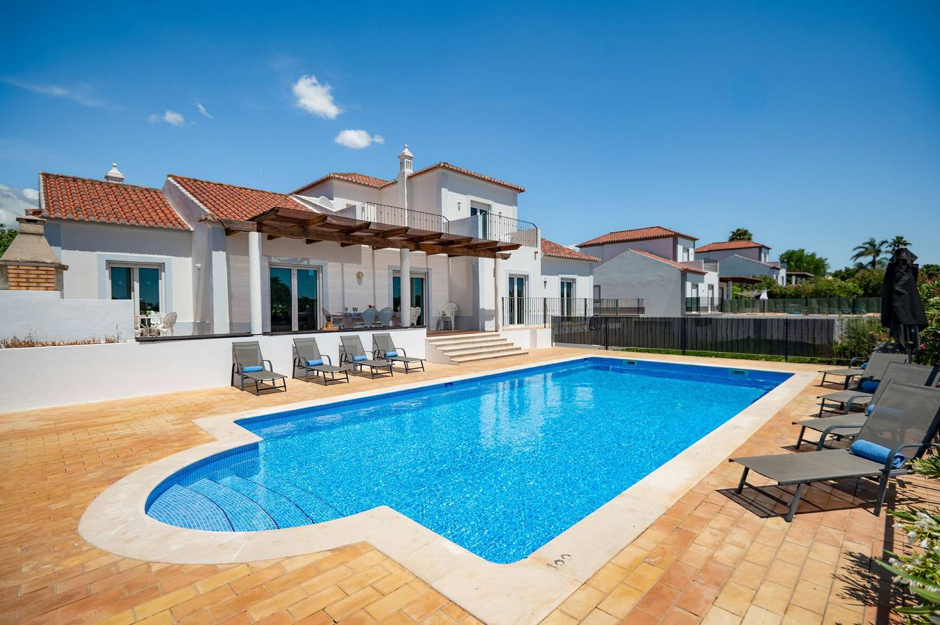 Villa Nina in Moncarapacho, Ria Formosa