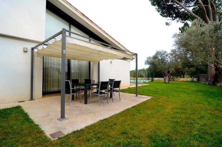 Casa rural para 5 personas, con Jardín y Piscina en els Masos de Pals - 4