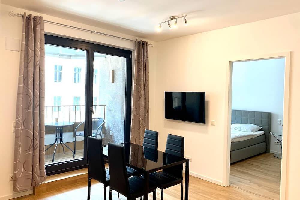 Ganze Wohnung, Charming 1-bedroom apartment in wonderful Berlin Mitte for businessmen in Mitte Berlin, Berlin