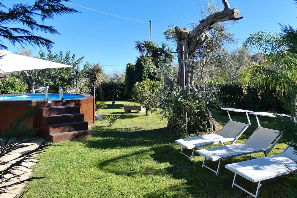 Villa Piana  - Con Piscina ed Ampio Giardino Privato in Tricase, Province de Lecce