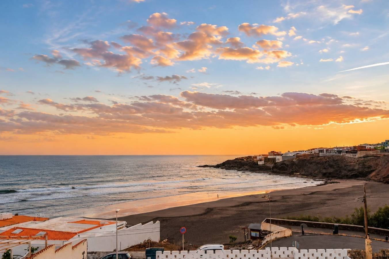 Ganze Wohnung, Ferienwohnung für 4 Personen mit Balkon in Playa del Hombre, Telde