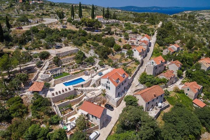 Tolles Haus in Lozisca mit Wlan in Milna, Brac