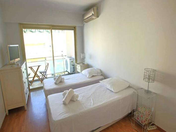 Gîte pour 4 personnes, avec terrasse, adapté aux familles dans Jardins des Hespérides - 2