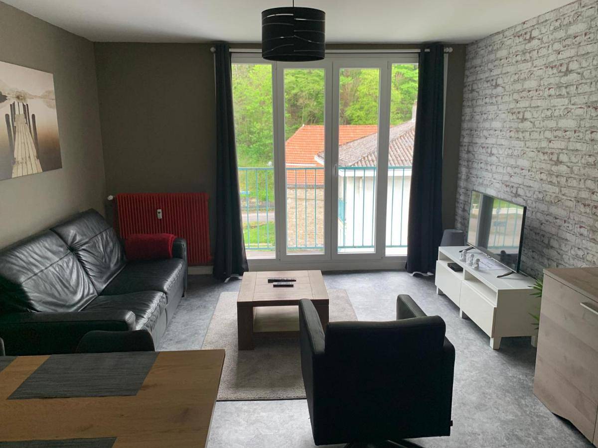 Appartement entier, Two-Bedroom Apartment in Givet (homonymie), Parc naturel régional des Ardennes